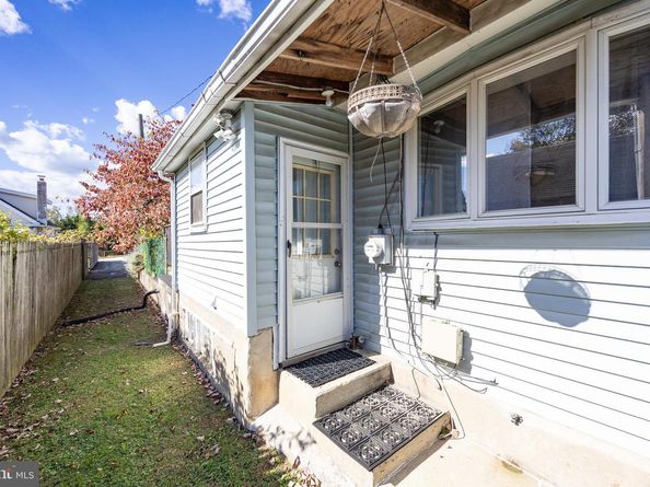 264 Roberts Avenue, Conshohocken PA 19428