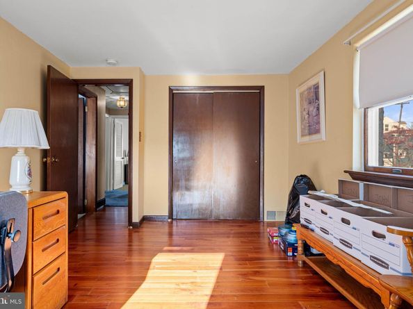 219 W 11TH Avenue, Conshohocken PA 19428