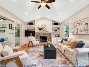 1332 Carpers Farm Way, Vienna VA 22182