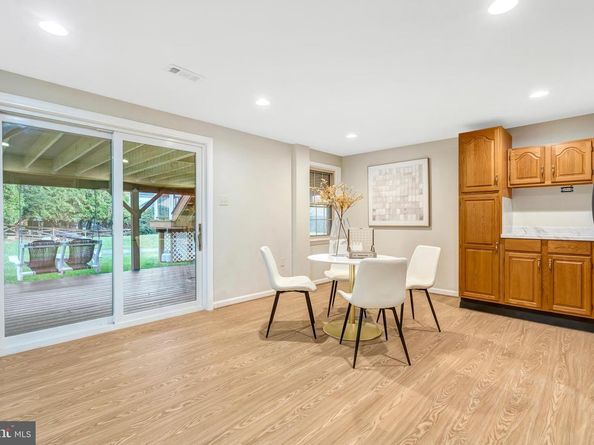 1332 Carpers Farm Way, Vienna VA 22182