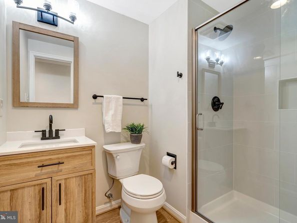 1332 Carpers Farm Way, Vienna VA 22182