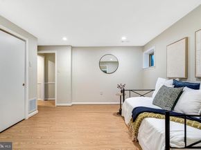 1332 Carpers Farm Way, Vienna VA 22182