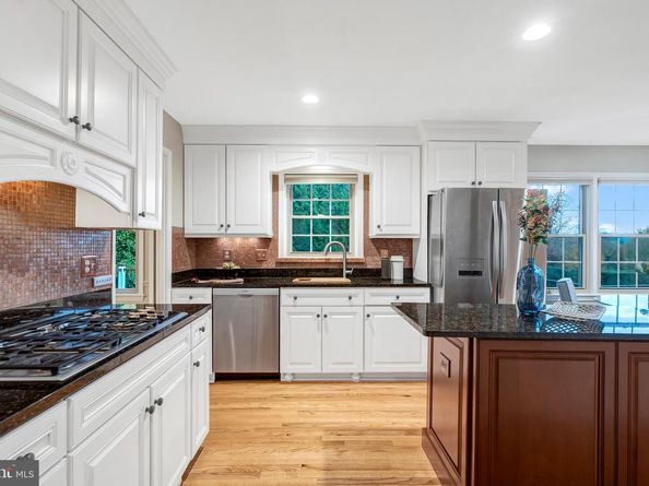 1332 Carpers Farm Way, Vienna VA 22182