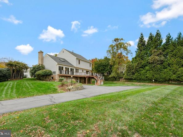 1332 Carpers Farm Way, Vienna VA 22182