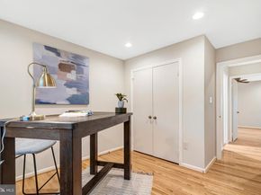 1332 Carpers Farm Way, Vienna VA 22182