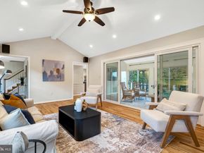 1332 Carpers Farm Way, Vienna VA 22182