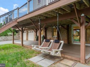 1332 Carpers Farm Way, Vienna VA 22182