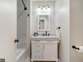 1332 Carpers Farm Way, Vienna VA 22182