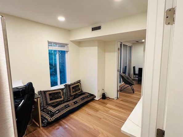 5051 7TH Road S 201, Arlington VA 22204