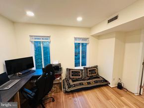 5051 7TH Road S 201, Arlington VA 22204