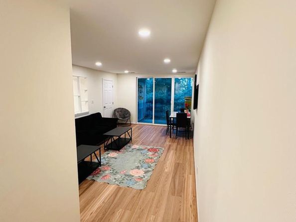 5051 7TH Road S 201, Arlington VA 22204