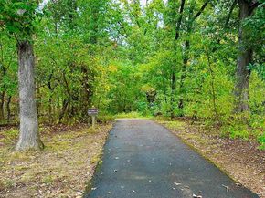 5051 7TH Road S 201, Arlington VA 22204