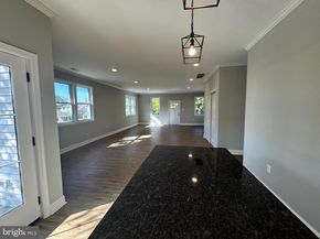 2304 Parkview Avenue, Abington PA 19001