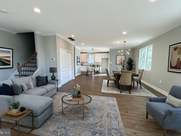 2304 Parkview Avenue, Abington PA 19001
