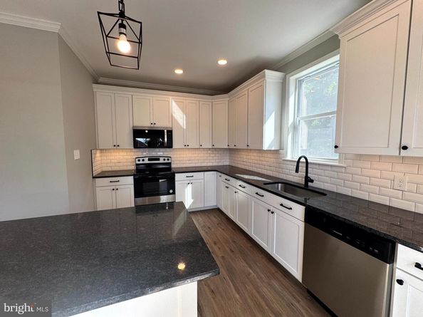 2304 Parkview Avenue, Abington PA 19001