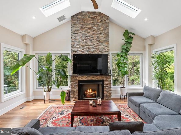 5152 Linnean Terrace NW, Washington DC 20008
