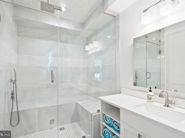 5152 Linnean Terrace NW, Washington DC 20008