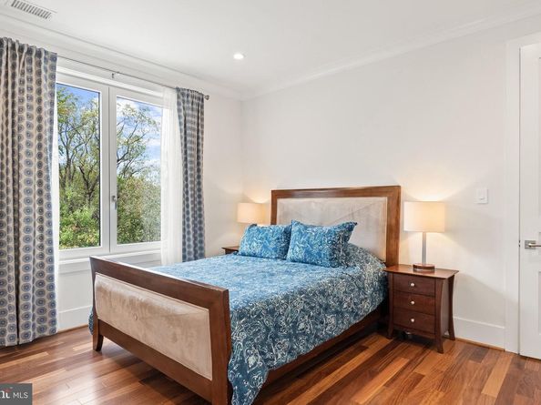 5152 Linnean Terrace NW, Washington DC 20008