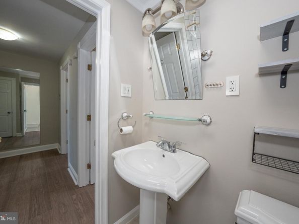 126 Academy Road, Clifton Heights PA 19018