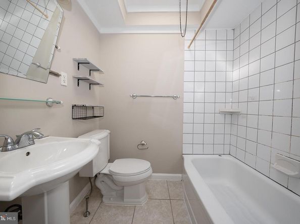 126 Academy Road, Clifton Heights PA 19018