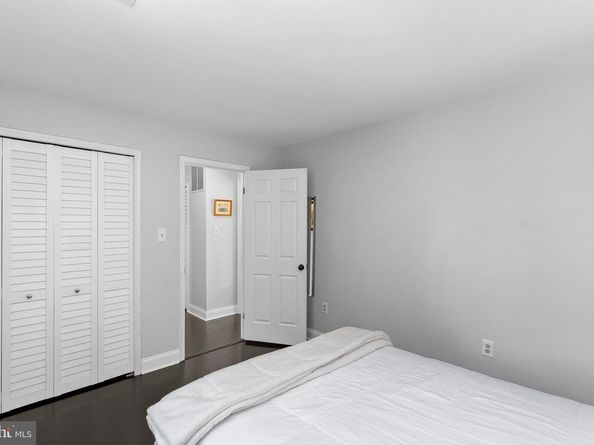 20017 Great Falls Forest Drive, Great Falls VA 22066