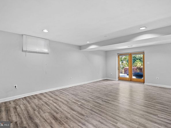 20017 Great Falls Forest Drive, Great Falls VA 22066