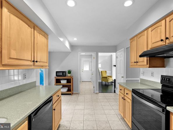 20017 Great Falls Forest Drive, Great Falls VA 22066