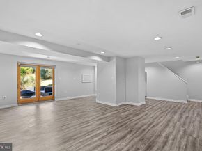 20017 Great Falls Forest Drive, Great Falls VA 22066