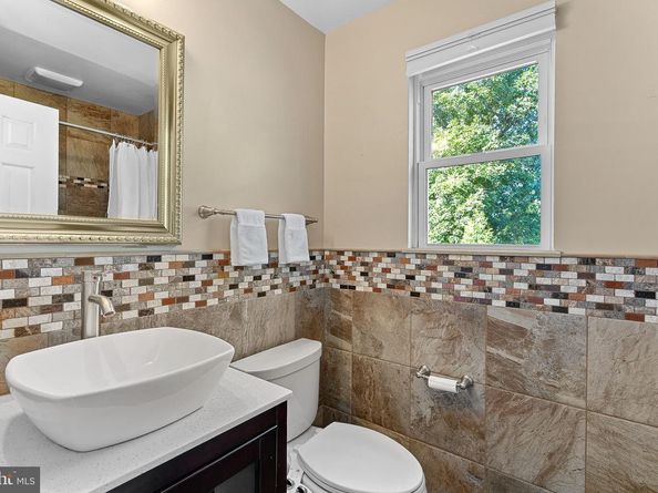20017 Great Falls Forest Drive, Great Falls VA 22066