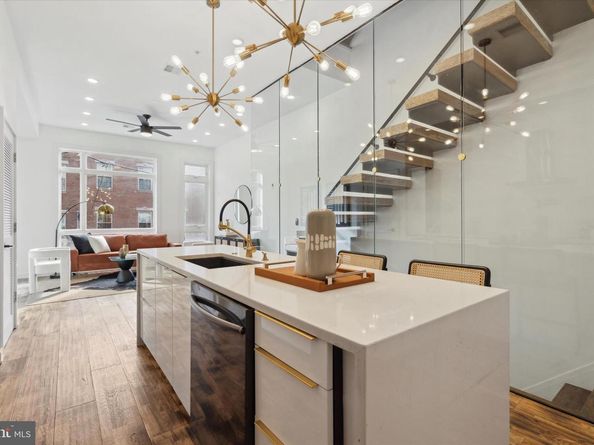 1825 Ginnodo Street R2, Philadelphia PA 19130