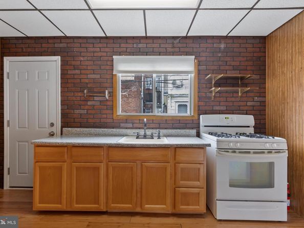 416 Fitzgerald Street, Philadelphia PA 19148