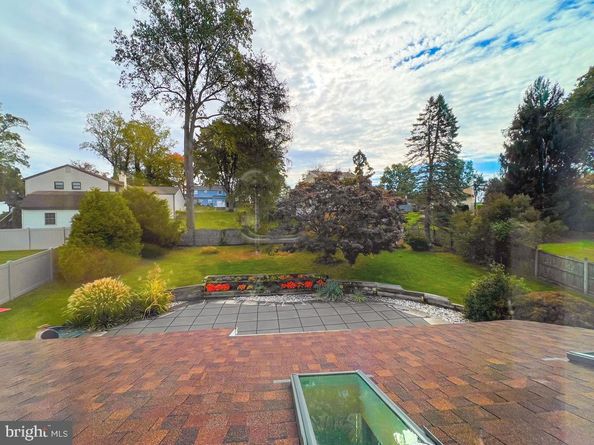 2067 Herrick Avenue, Feasterville Trevose PA 19053