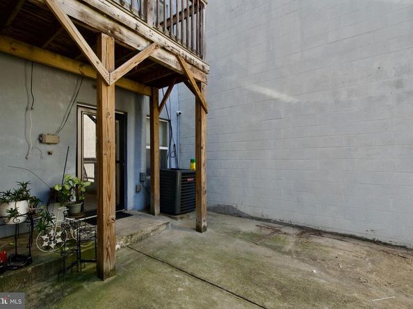815 4TH Street NE, Washington DC 20002