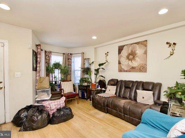815 4TH Street NE, Washington DC 20002