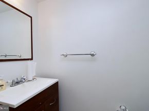 815 4TH Street NE, Washington DC 20002