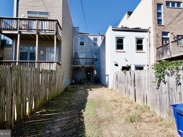 815 4TH Street NE, Washington DC 20002
