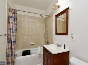 815 4TH Street NE, Washington DC 20002