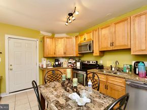 815 4TH Street NE, Washington DC 20002