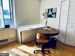 604 S Washington Square 217, Philadelphia PA 19106