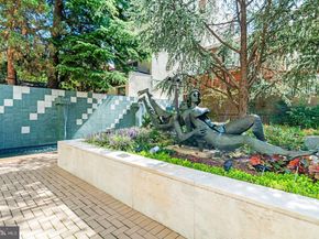 604 S Washington Square 217, Philadelphia PA 19106