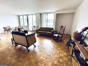 604 S Washington Square 217, Philadelphia PA 19106