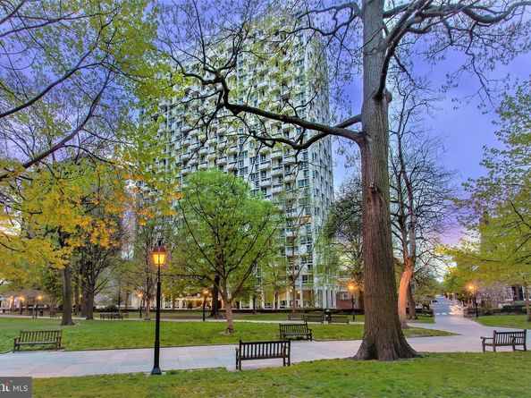 604 S Washington Square 217, Philadelphia PA 19106