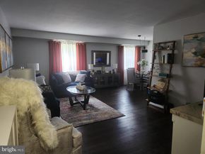 4000 Gypsy Lane 231B2, Philadelphia PA 19129