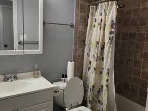 4000 Gypsy Lane 231B2, Philadelphia PA 19129
