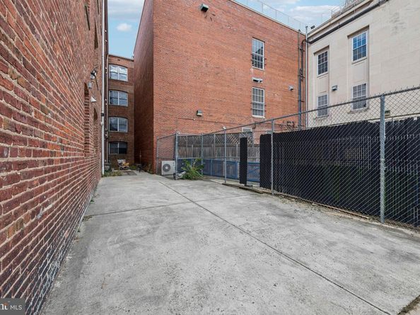 1438 Columbia Road NW 305, Washington DC 20009