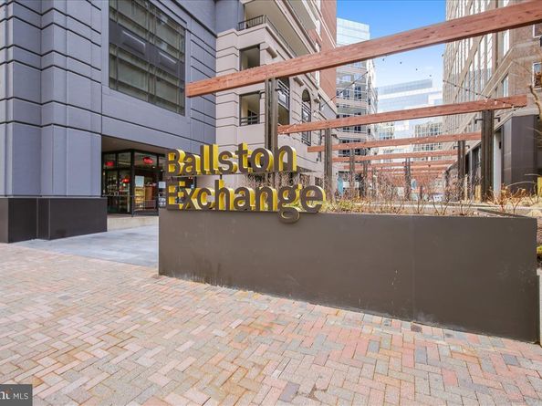 820 N Pollard Street 812, Arlington VA 22203