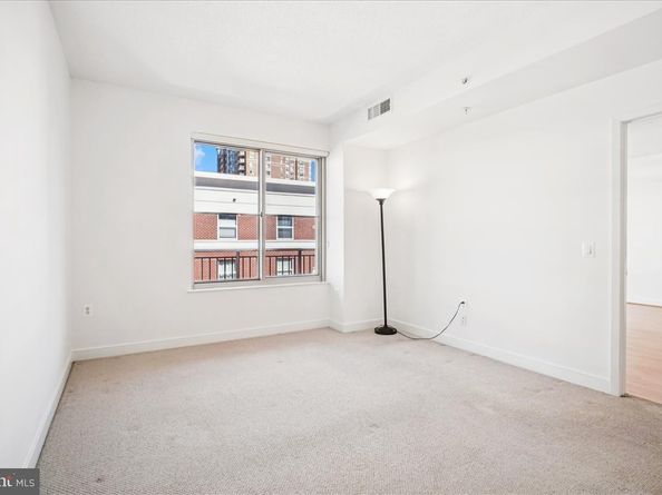820 N Pollard Street 812, Arlington VA 22203