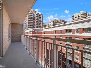 820 N Pollard Street 812, Arlington VA 22203