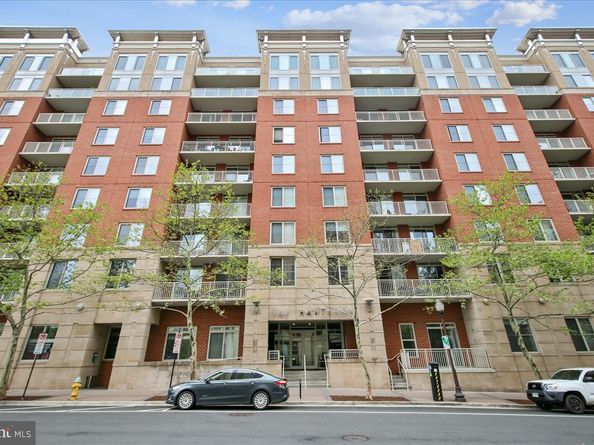 820 N Pollard Street 812, Arlington VA 22203