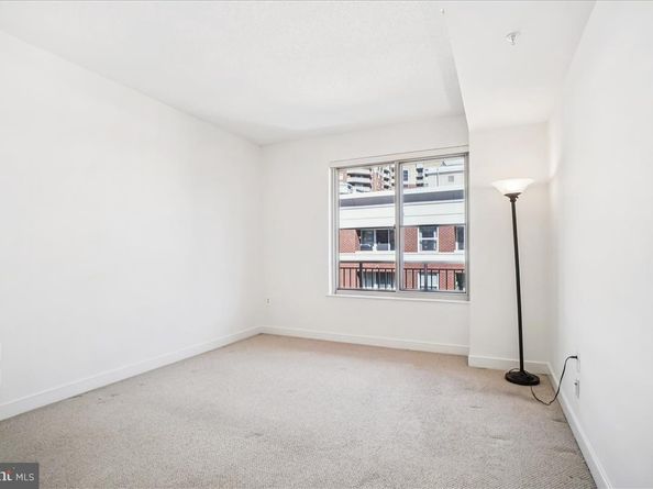 820 N Pollard Street 812, Arlington VA 22203